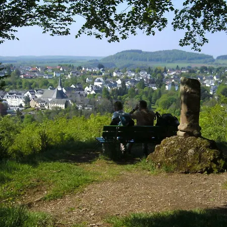 Kirschbaum * Eckfeld